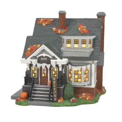 Dept 56 FRIDAY NIGHT FANATICS Halloween/Harvest Village 6014703 BRAND NEW