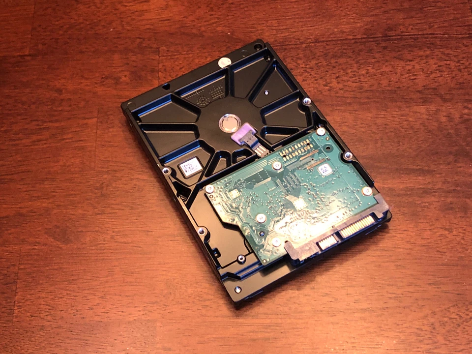 Seagate 250 GB Barracuda ST250DM000 1BD141-500 Internal Desktop Drive 5.25 in - Image 3 of 3