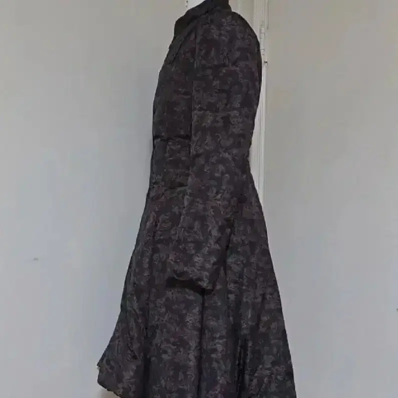 Moncler Down Long Puffer Coat Women New Condition Brown Flower Pattern