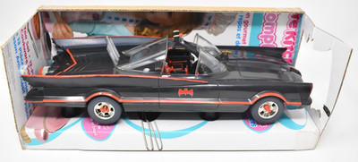 Hot Wheels Prototyp RC Batman 1966 TV Serie Batmobile RC Auto. Mockup Box