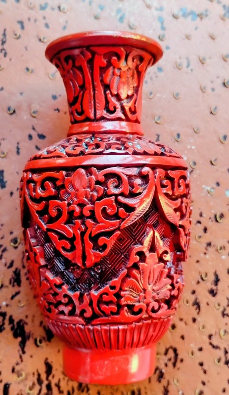 Vintage Cinnabar Red Carved Resin Vase Brass Lined Taiwan 5" Excellent Shape !