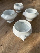 "H-WALKUR "BAYREUTH". Vier Stück Suppentassen von Löwen Kopf