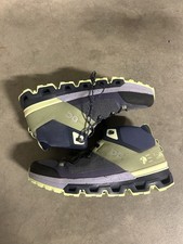 On Running Women's Cloudtrax Water Repellent Hiking Shoes Size 10