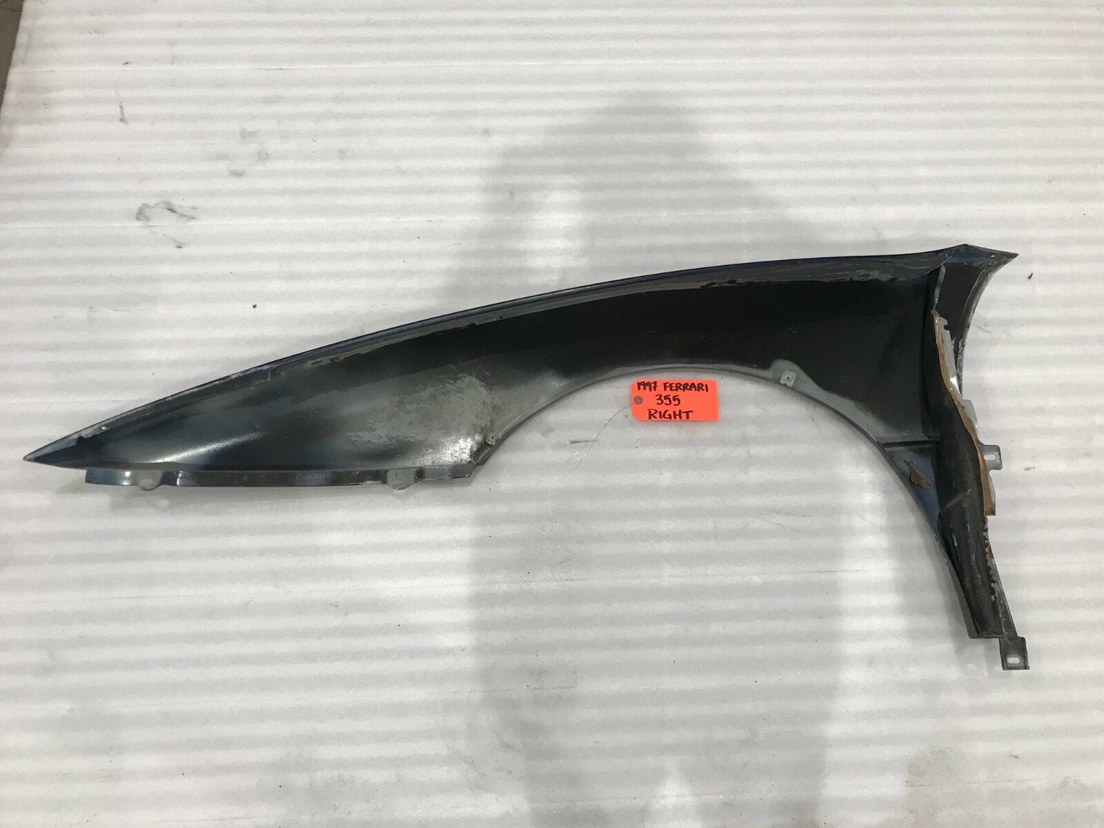 95 96 97 98 99 Ferrari 355 F355 RIGHT FRONT FENDER OEM 63962700