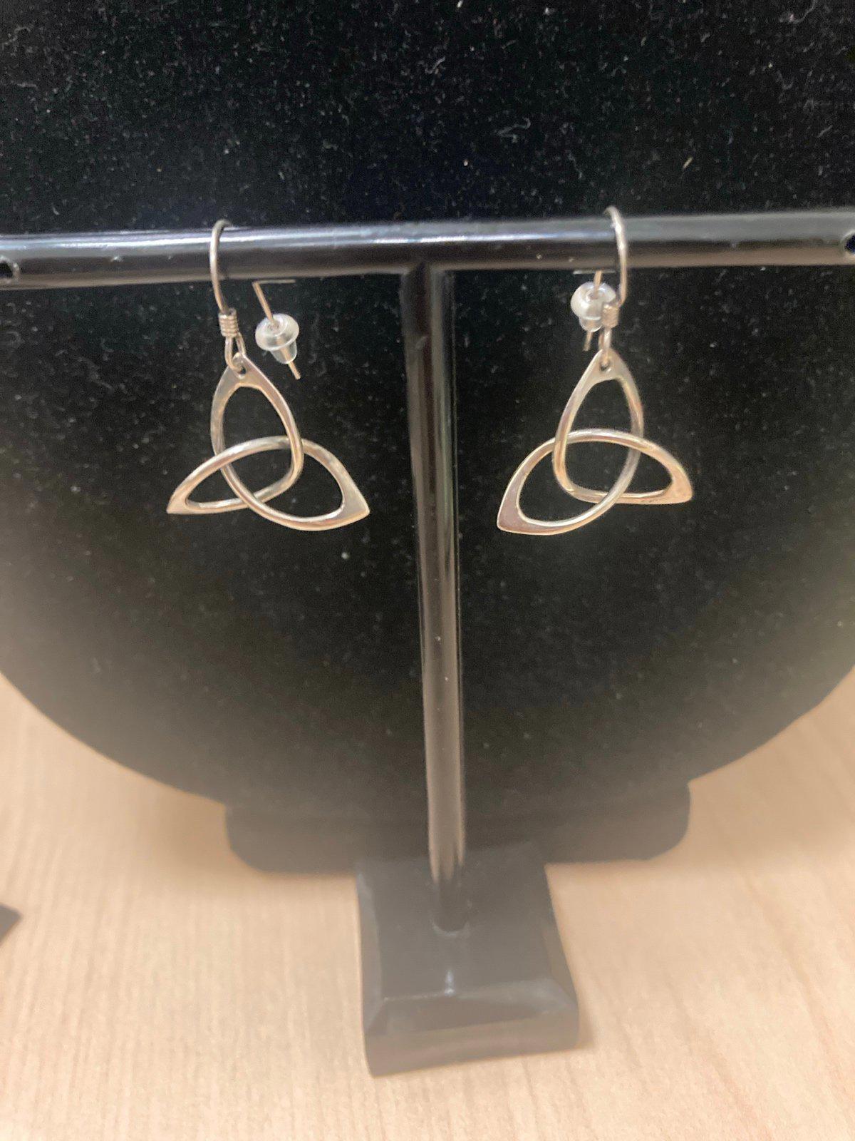 Sterling silver Trinity knot hanging earrings - image 4