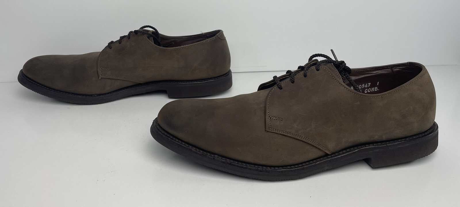 SAOLA Allen Edmonds Yale 12 ~ cioccolato ~ camoscio ~ derby ~ ottime condizioni aaa stretto