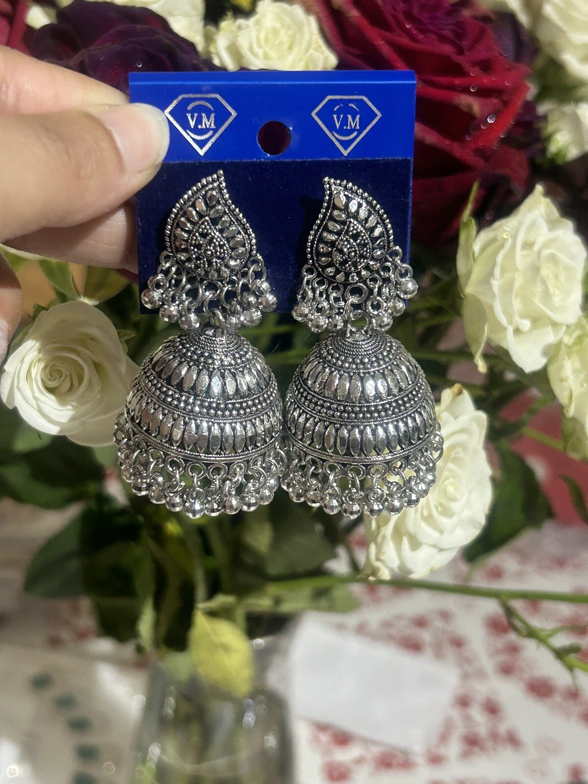 Stylish and Trendy Earrings for Every Occasion-image