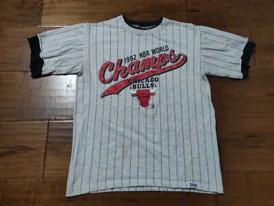 Vintage Chicago Bulls 1992 NBA Basketball World Champs Pinstripe T-Shirt Men's L