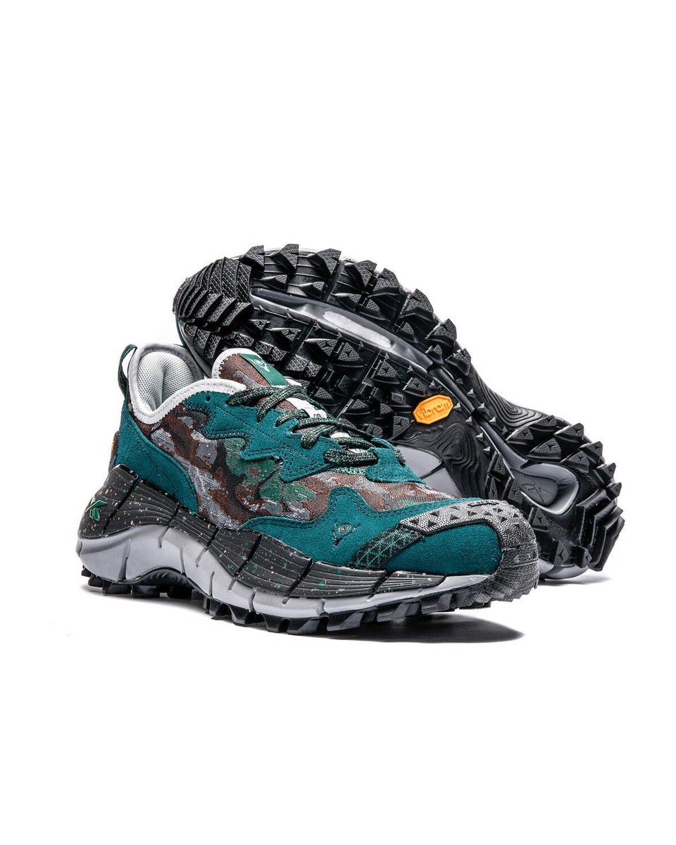 Mens Brand New Black Reebok Zig Kinetica II Edge' South2 Mens Brand New Black Reebok Zig Kinetica II Edge' South2