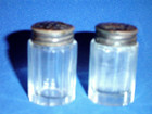 SALT PEPPER ANTIQUE shakers or for spices GLASS SILVER TOP 1 1/2" tall GOOD cond — photo 1