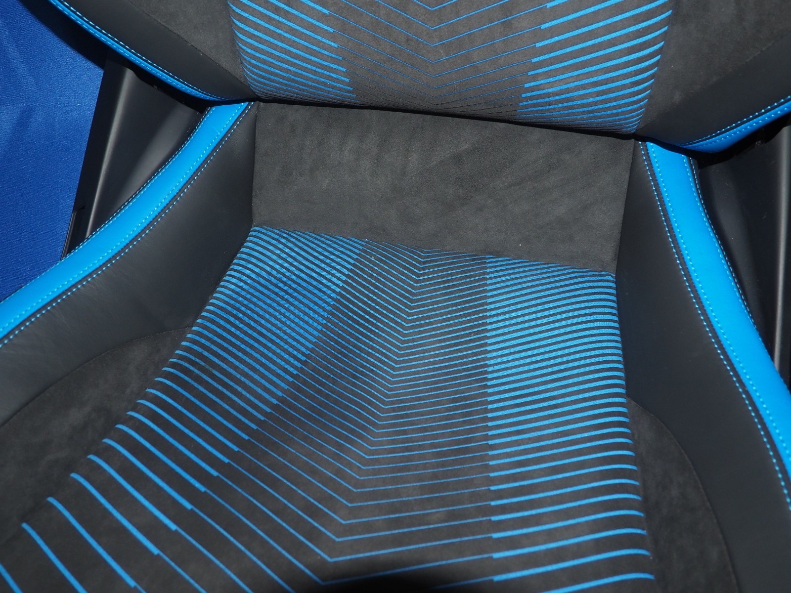 2022-2026 Maserati MC20 MCPura Front Seat Pair Alcantara Sky Blue OEM Notes