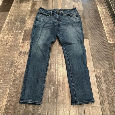 AEO Medium Wash Jeggings With 360 Degree Super Stretch Size 10 Short