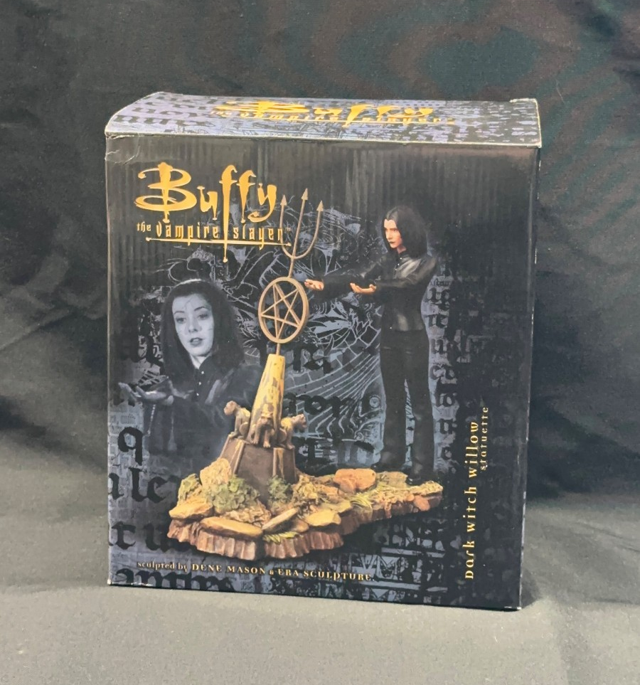 Dark Witch Willow Statue Buffy the vampire slayer Diamond Select