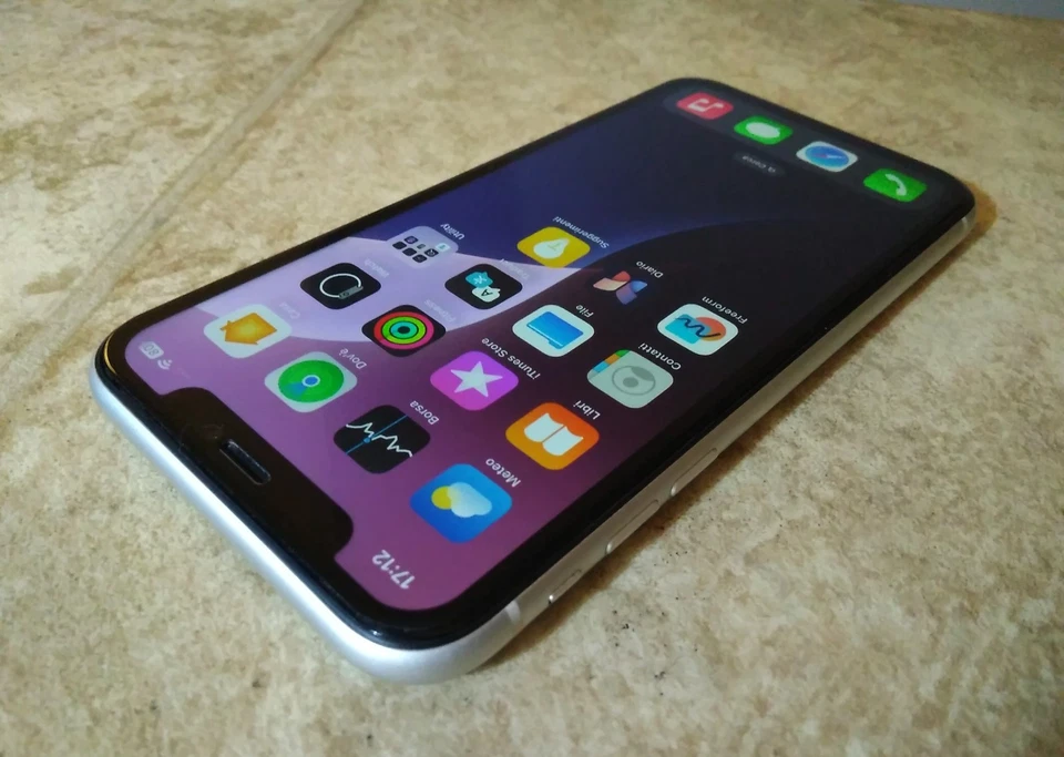 Apple iPhone XR  - 128GB - Bianco (Sbloccato) - Immagine 4 di 4