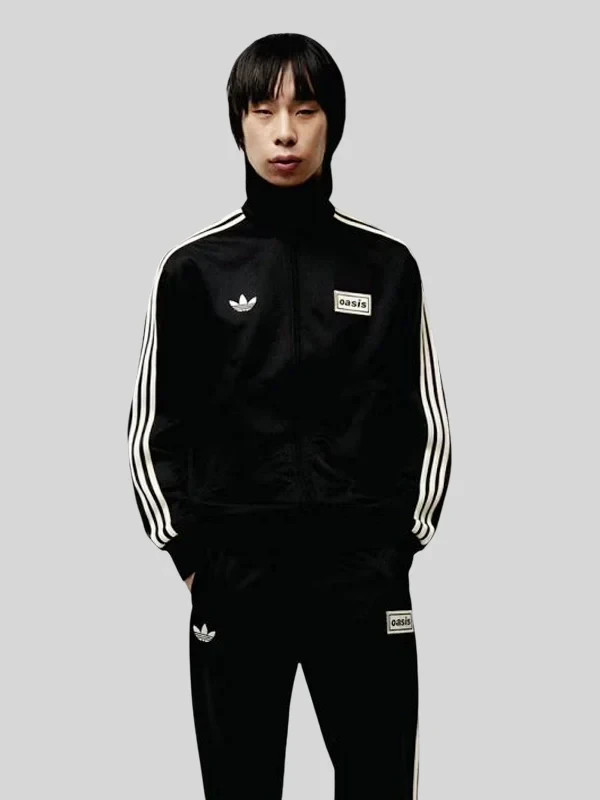 adidas | oasis Live '25 TRACK TOP ブラックXL oasis Live '25 Adidas Track Top Indigo - メルカリ