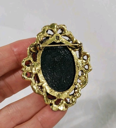 Spilla cammeo zodiaco Toro vintage manzo dorato toro Ferdinando filigrana gotica nera - Foto 6 di 6
