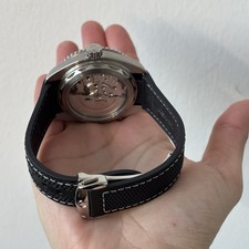 OMEGA Seamaster Planet Ocean 43.5mm 215.30.44.21.01.001 - Bracelet Inc 4