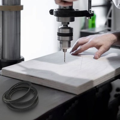 Resilient Replacement V Belt for K29 Models Optimizes Machine Performance