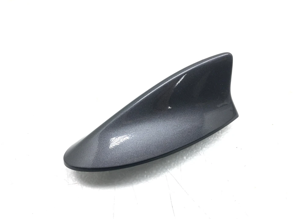 Antena aleta de tiburón Lexus LS460 2013-2017 OEM. Foto 2 de 4