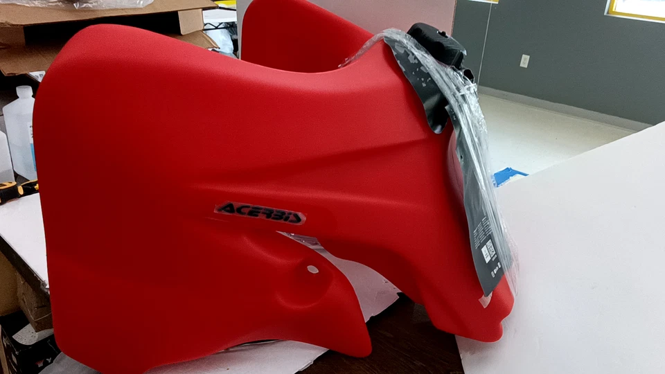 Acerbis FUEL TANK 6.6 GAL RED 2140630004 Foto 4 de 4