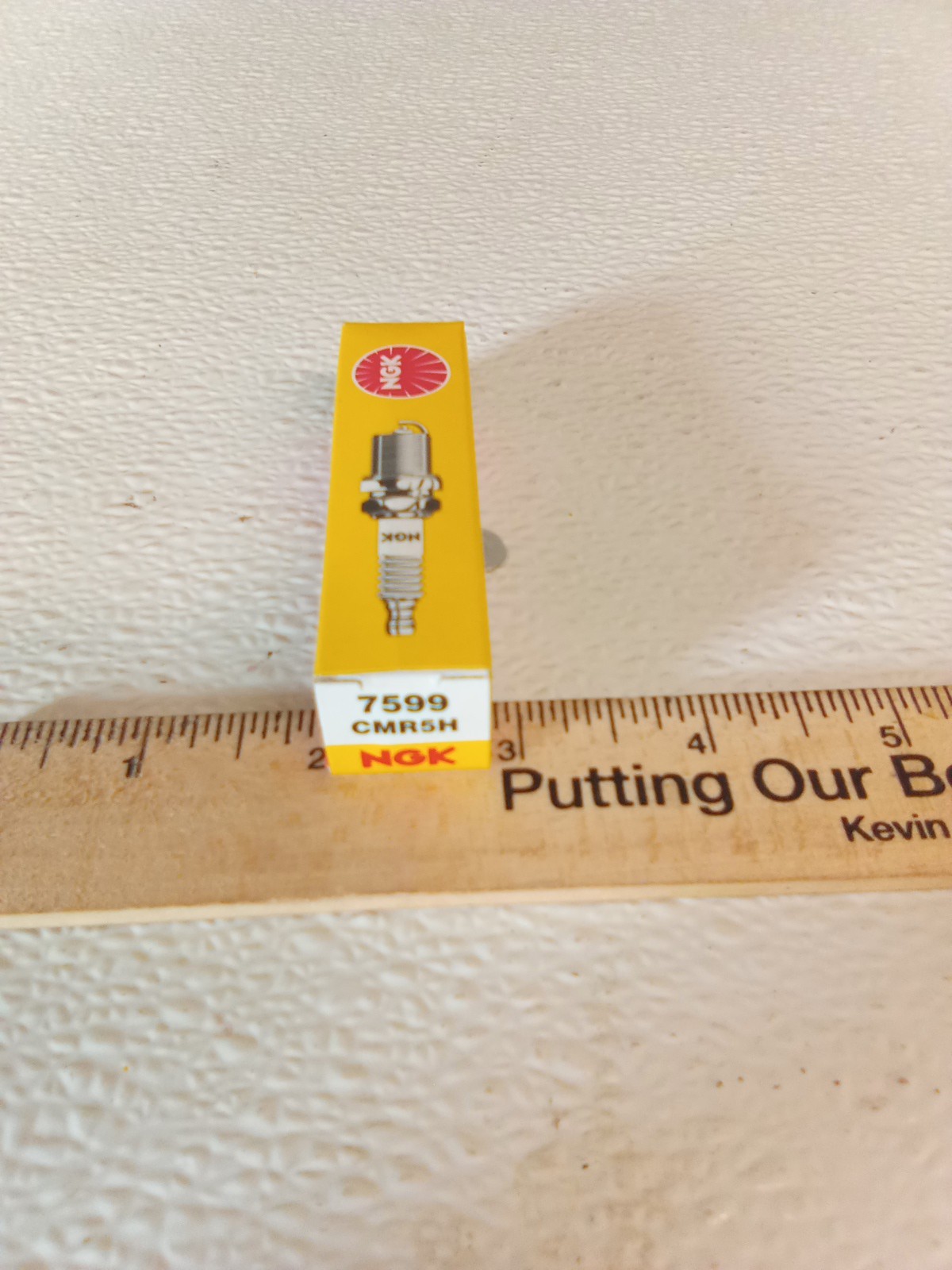 NGK Spark Plug Co. LTD 7599 CMR5H