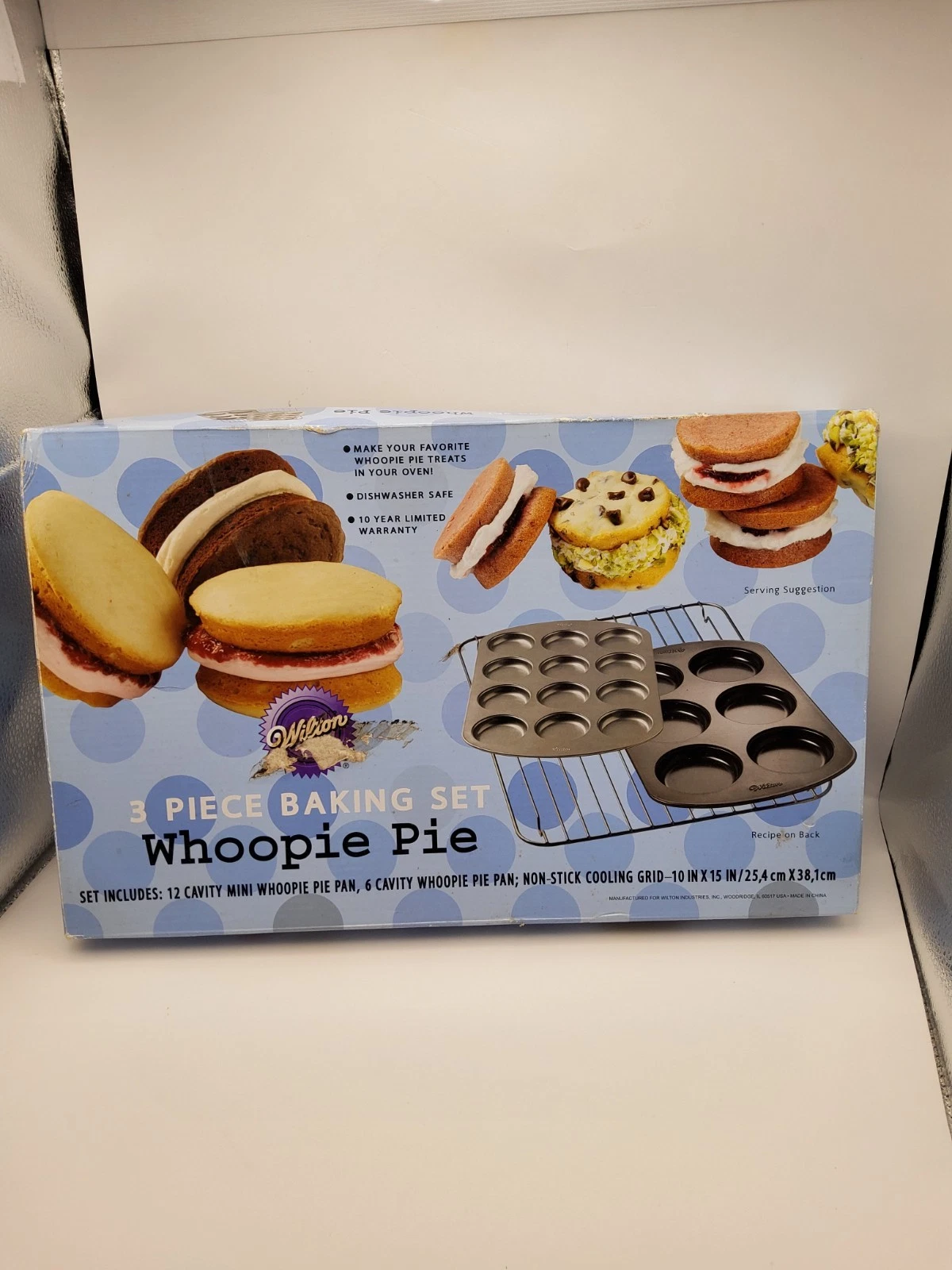 Wilton 3 Piece Baking Set Whoopie Pie