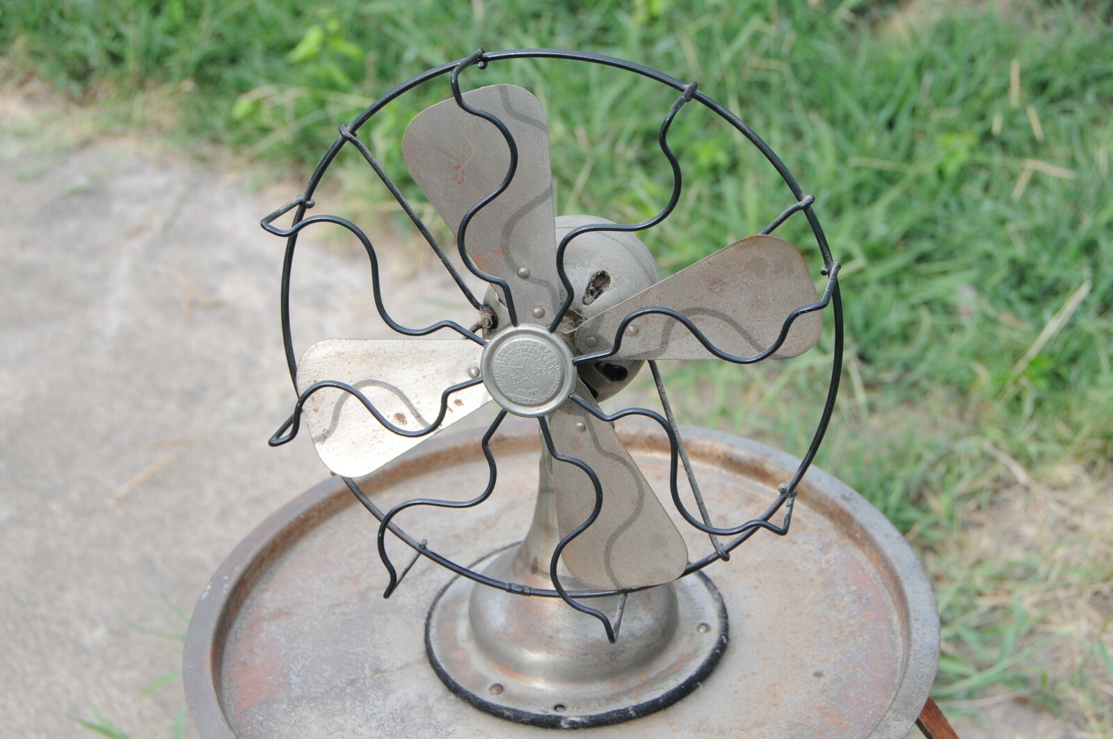 Rare Antique fan Fitzgerald Star Rite nickel chrome finish S09439