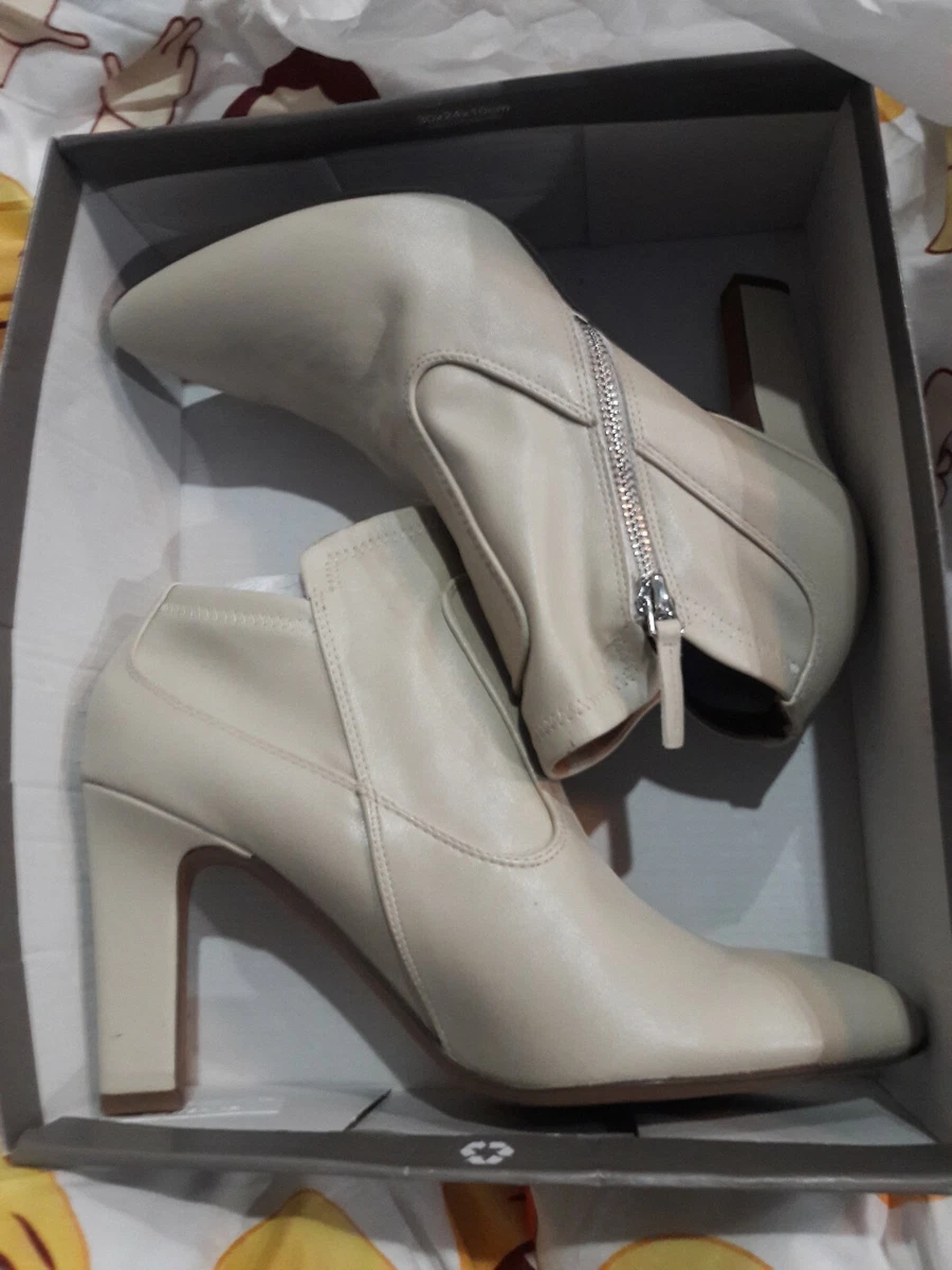 Franco Sarto L Kaye. White SY. Size 9M. New With Defects. eBay