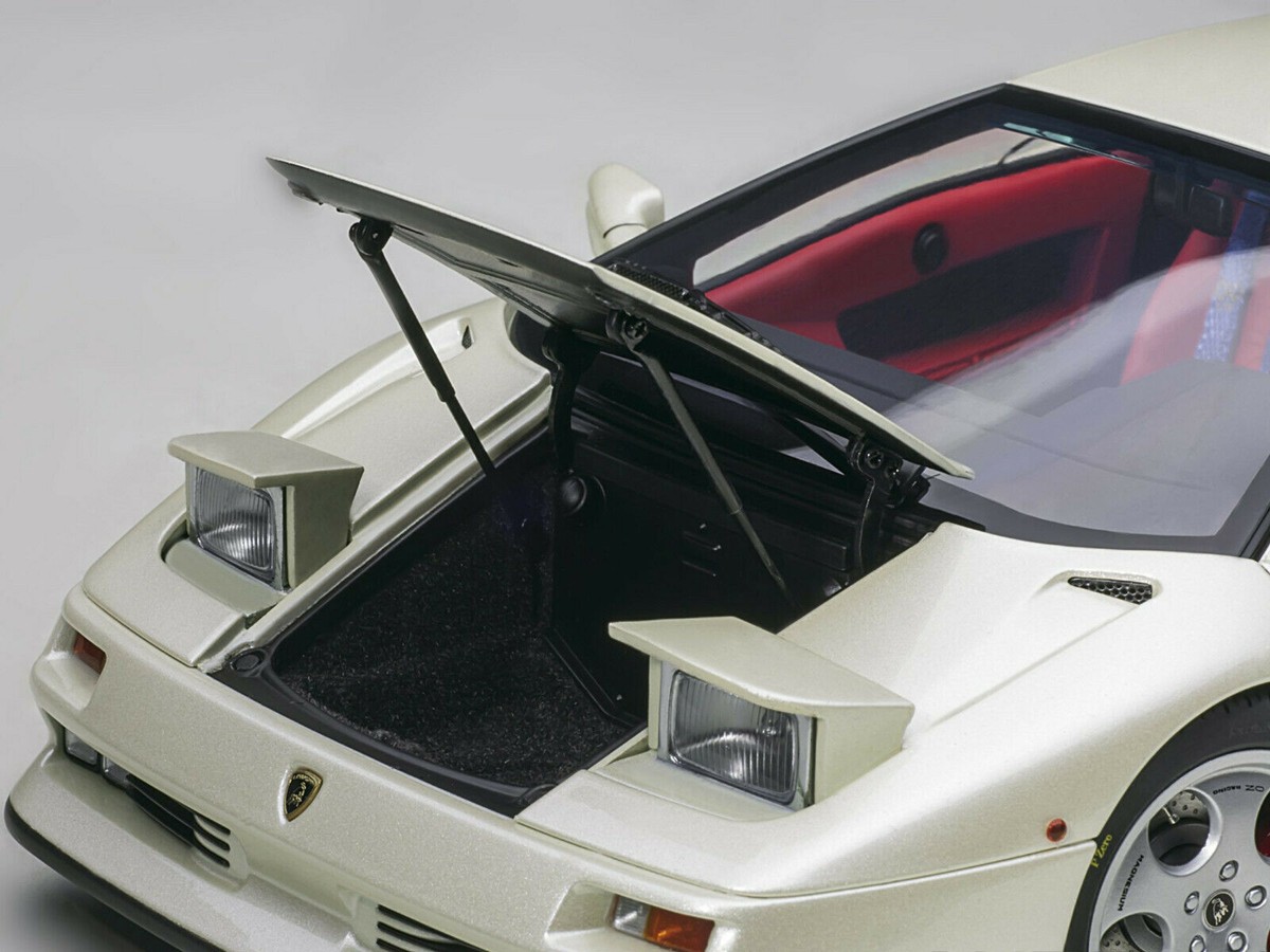 Autoart 1:18 Lamborghini Diablo SE30 30th Anniversary – Modèle 1994 AA79158