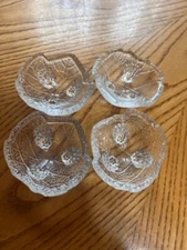 VINTAGE FOSTORIA GLASS GRAPE LEAF FOOTED OPEN SALT CELLARS CLEAR GLASS SET OF 4
