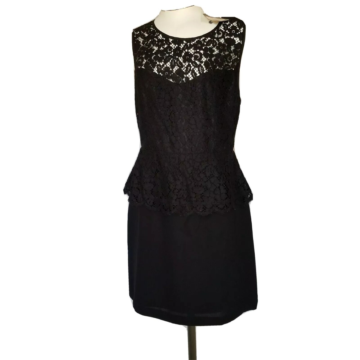 FOREVER 21 Black Lined Lace Dress Size MEDIUM LOVELY!!