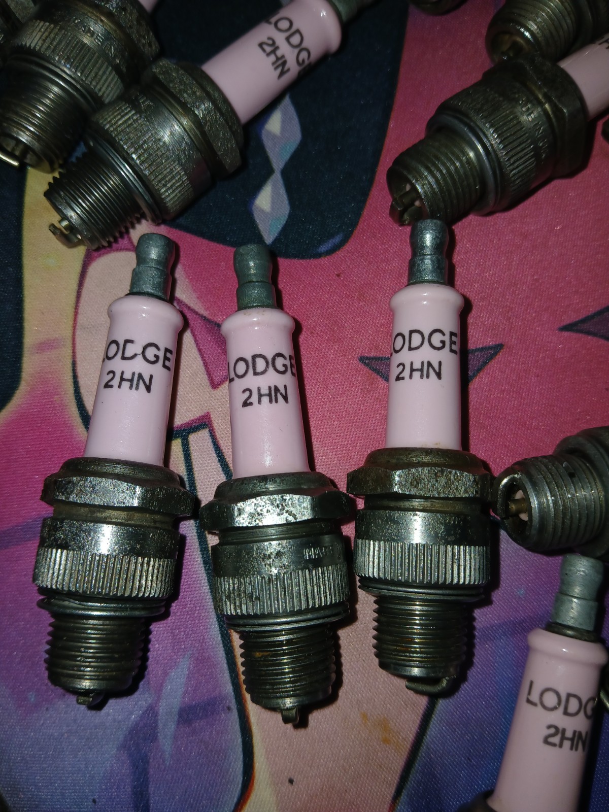 Vintage LODGE 2HN Spark Plugs - NOS - Pink Sintox Insulator - Made in England 