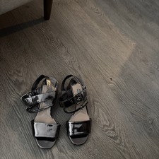 Sandali Prada argento pelle metallizzata cinturino tacco a blocco misura 37