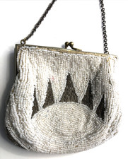 VTG Beaded Purse with handle Cream and silver beads 4x10" pocket inside