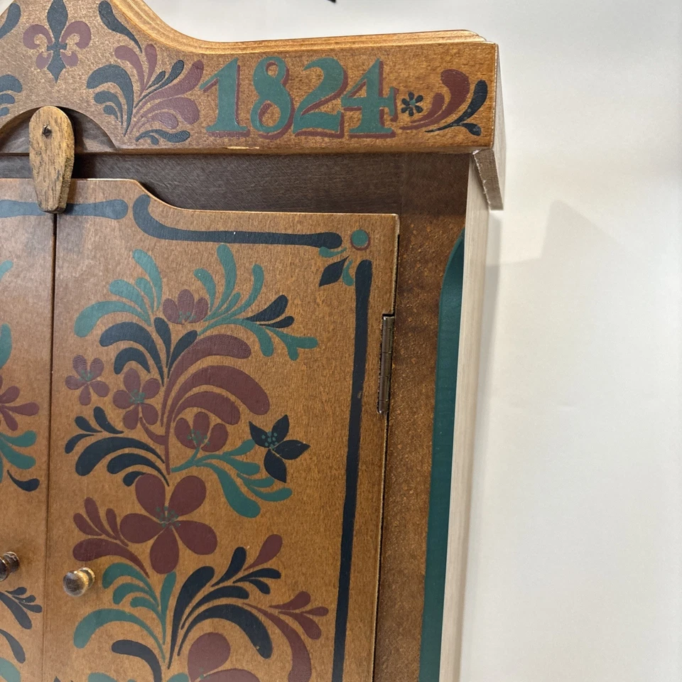 Remy Martin Cognac Drinks Cabinet 1971 - with Glasses - Image 3 of 4