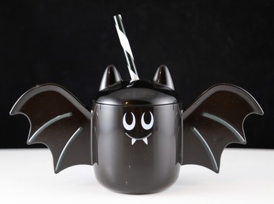 New 2025 Monster Mash Halloween Black Bat 16 oz 3D Cup with Lid and Straw