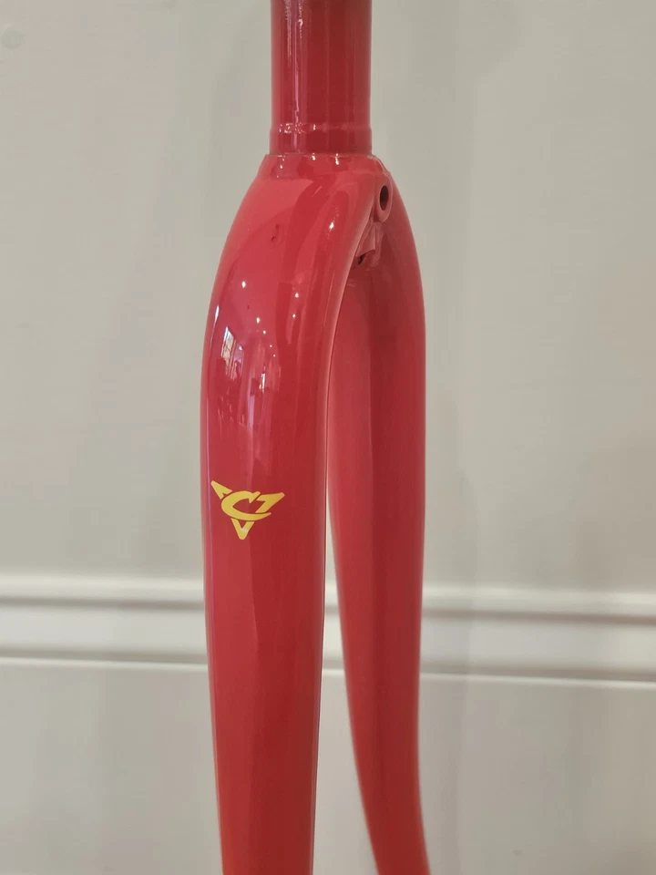 Horquilla de carretera de acero Columbus Casati 1" roscada, 700c, 225 mm de dirección, roja, vintage Foto 3 de 4