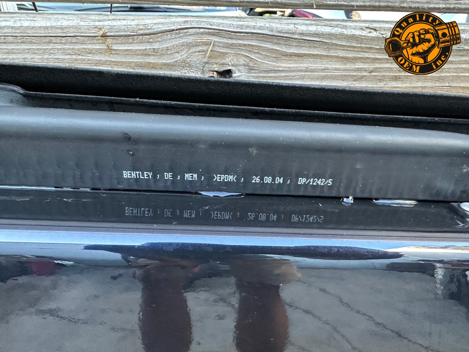 2003-2010 BENTLEY CONTINENTAL GT GTC  FRONT LEFT DRIVER SIDE DOOR SHELL BLUE OEM