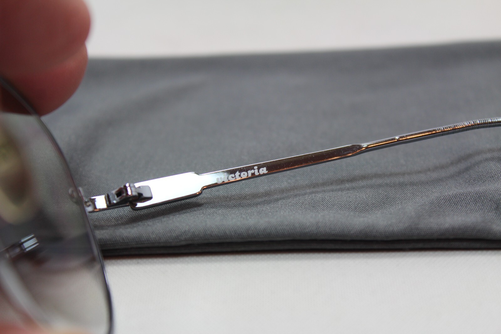 SPY + OPTICS VICTORIA MADE IN JAPAN AVIATOR SUNGLASSES Gem