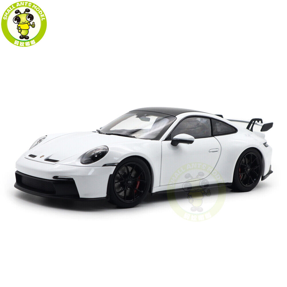 minichmaps 1/18 Porsche 911 (992) GT3 2021 white / silver minichmaps 1/18 Porsche 911 (992) GT3 2021 white / silver