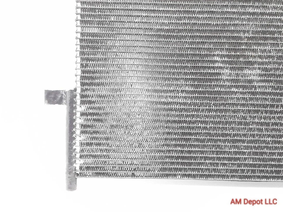 2002 BMW 330ci 325ci 325i 330i 330xi 325xi E46 AC Condenser 64538377614 - Image 4 of 4