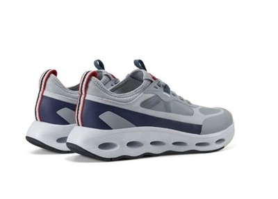 Hunter Men s Gabreal Light Gray 050 Size 10 Lace Up Sneakers  *Retail 170.00*