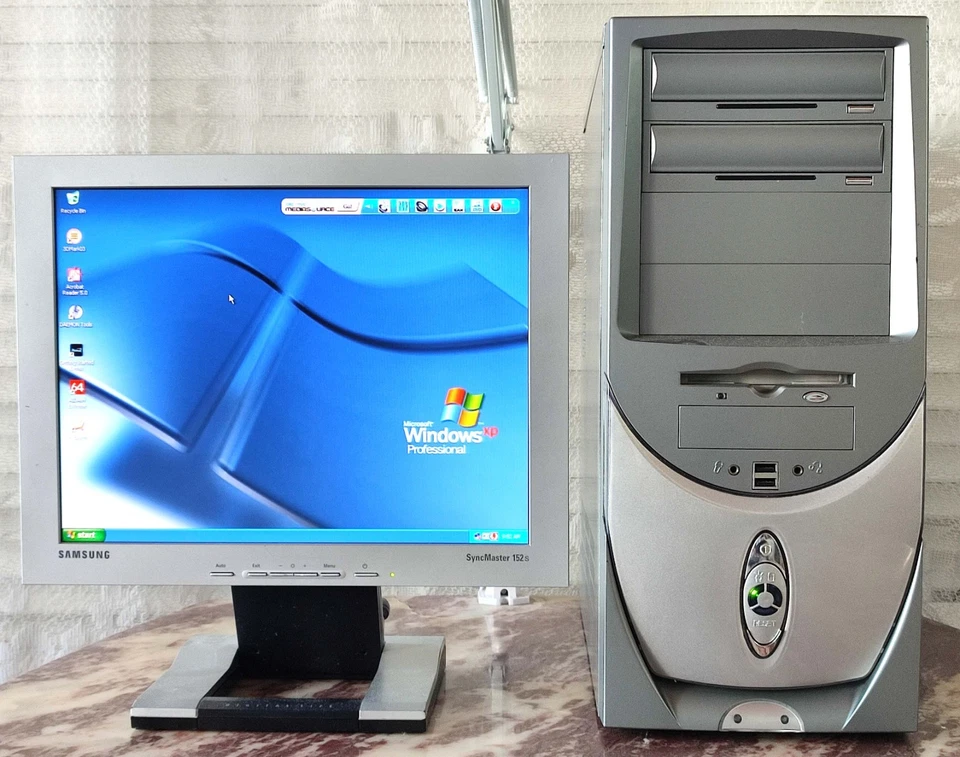 Dream Machine 2003 Retro Gaming PC - Image 3 of 4