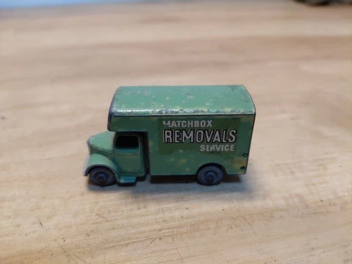 Vintage Lesney MATCHBOX Car ~REMOVALS SERVICE~ Grey Steel Wheels#17