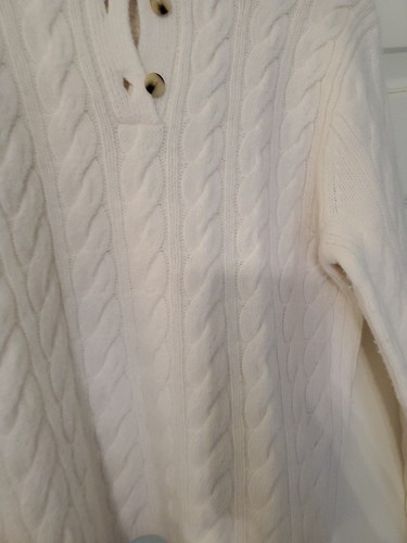 Vince. Cable Button Sweater Wool Cashmere Blend Cream Sz Medium Med Long Sleeve - Picture 2 of 11