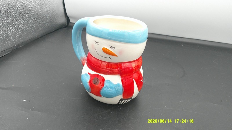 BAY ISLAND BLUE RED SNOMAN COFFEE MUG CLOSE EYES 