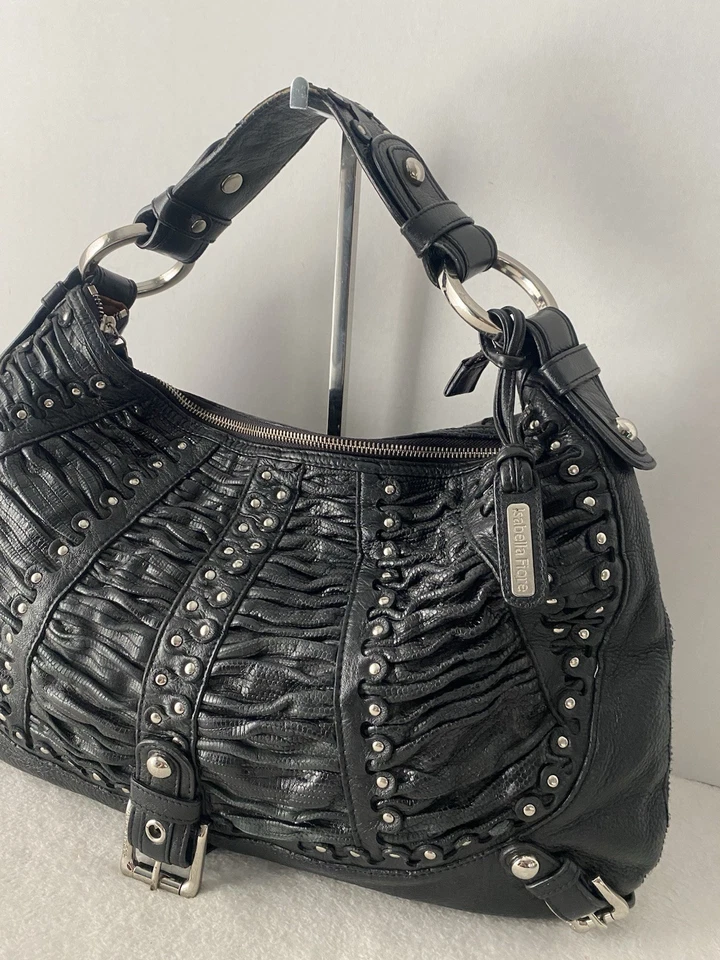 Bolso de Hombro Hobo de Cuero Isabella Fiore Tachonado Negro Plata Grande De Colección Foto 3 de 4