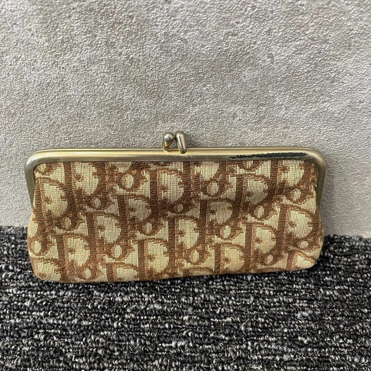 Christian Dior Pochette Pochette Pochette Porte Monnaie Fermoir Trotteur Toile Marron Occasion