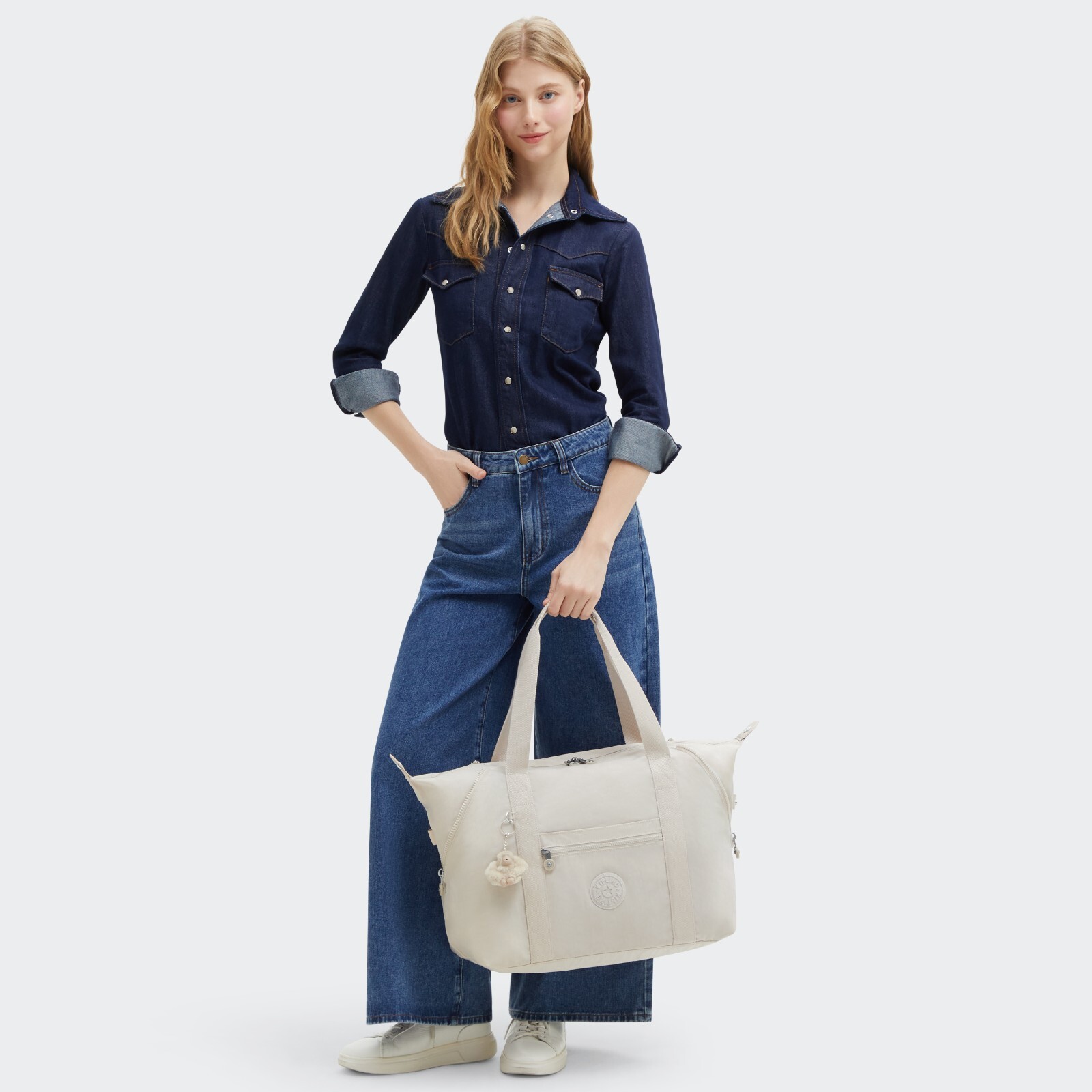 Kipling ART M Travel Tote - Hideaway Beige RRP £107 image 2