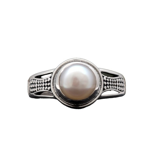 Sterling Silver Freshwater Cultured Pearl & Cubic Zirconia Ring - Three Pearls With CZ Side Stones, June Birthstone, Size 7